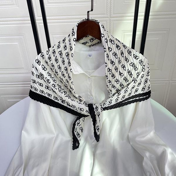 scarves 2021 female silk neck scarf square hair foulard head brand shawls and wraps neckerchief bandana hijab 90*90cm, Blue;gray
scarves 2021 female silk neck scarf square hair foulard head brand shawls and wraps neckerchief bandana hijab 90*90cm, Blue;gray