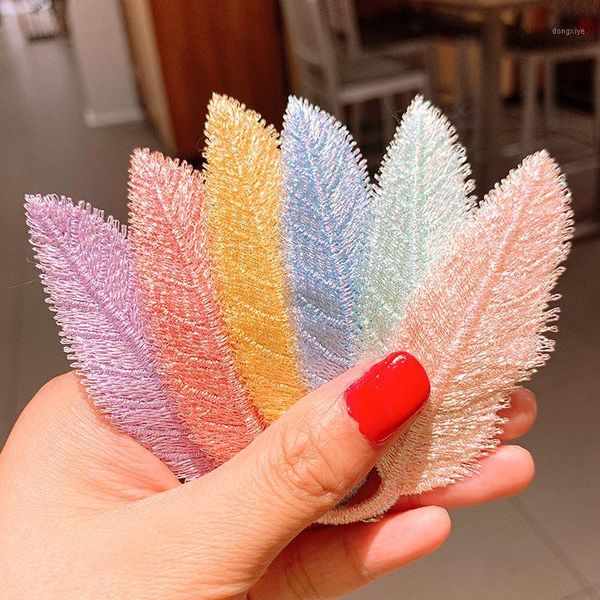 6pcs/lot shiny leaves clip hairpin headdress female bangs side hair accessories cute headwear1
6pcs/lot shiny leaves clip hairpin headdress female bangs side hair accessories cute headwear1