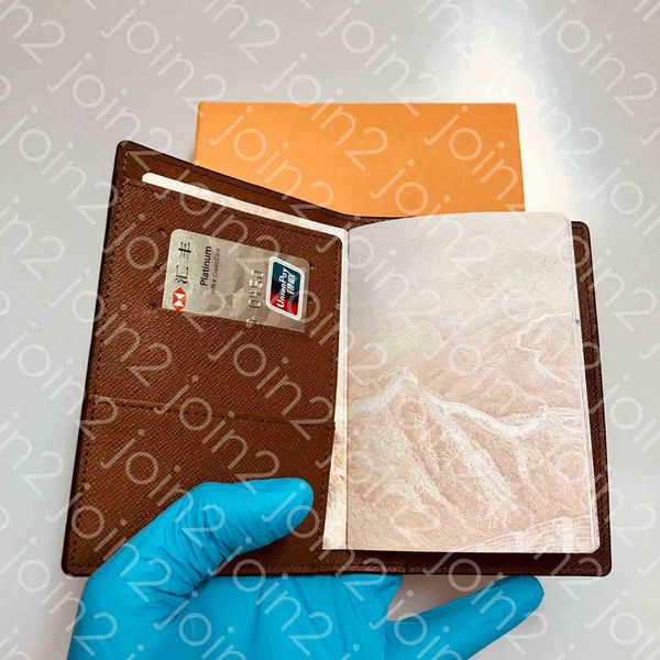 luxury design passport cover womens fashion passport protection case trendy credit card holder mens wallet brown iconic canvas couverture, Brown;gray
luxury design passport cover womens fashion passport protection case trendy credit card holder mens wallet brown iconic canvas couverture, Brown;gray