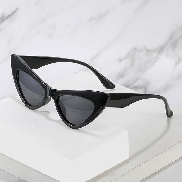 sunglasses cross-border candy color cat eye small frame retro european and american personality fashion street, White;black
sunglasses cross-border candy color cat eye small frame retro european and american personality fashion street, White;black