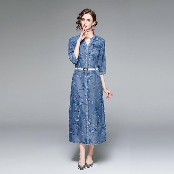 casual dresses 2021 fall summer hight quality vintage floral print denim midi dress elgant party v-neck woman`s bodycon pencil vestidos, Black;gray
casual dresses 2021 fall summer hight quality vintage floral print denim midi dress elgant party v-neck woman`s bodycon pencil vestidos, Black;gray