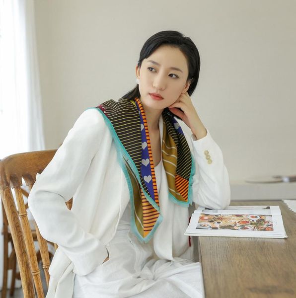 scarves 63*63cm wild beard silk scarf chinese square mulberry small shawl, Blue;gray
scarves 63*63cm wild beard silk scarf chinese square mulberry small shawl, Blue;gray