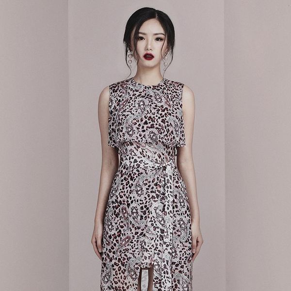 dresses summer o neckline sleeveless leopard print asymmertrical bow sashes chifon midi causal style, Black;gray
dresses summer o neckline sleeveless leopard print asymmertrical bow sashes chifon midi causal style, Black;gray