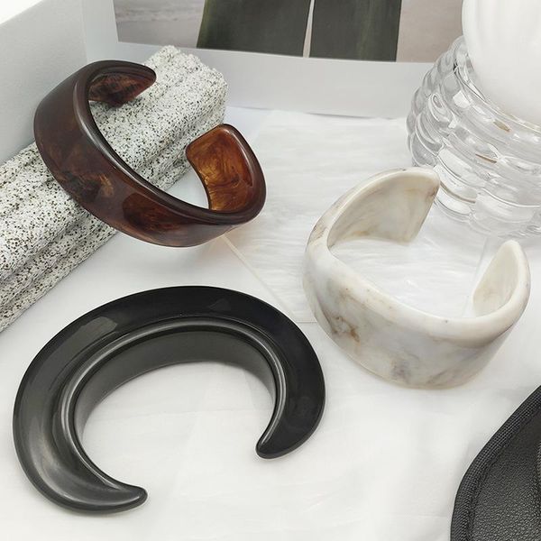 bangle fashion statement imitation black horn resin bracelet adjustable opening acrylic marble pattern bangles with charms
bangle fashion statement imitation black horn resin bracelet adjustable opening acrylic marble pattern bangles with charms