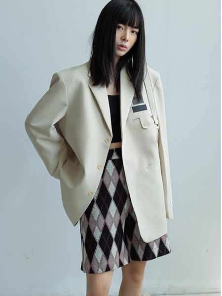 women's suits & blazers spring autumn blazer women single breasted oversized jacket office ladies loose long sleeve outwear blaser femm, White;black
women's suits & blazers spring autumn blazer women single breasted oversized jacket office ladies loose long sleeve outwear blaser femm, White;black
