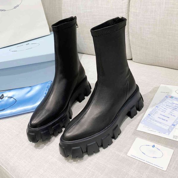 2023 designers monolith chelsea boots rois women patent leather platform ankle boot black pull-on chunky combat booties with box
2023 designers monolith chelsea boots rois women patent leather platform ankle boot black pull-on chunky combat booties with box