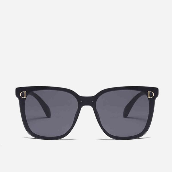 2021 new fashion outdoor polarized sunglasses dazzling and colorful uv protection 74l3, White;black
2021 new fashion outdoor polarized sunglasses dazzling and colorful uv protection 74l3, White;black