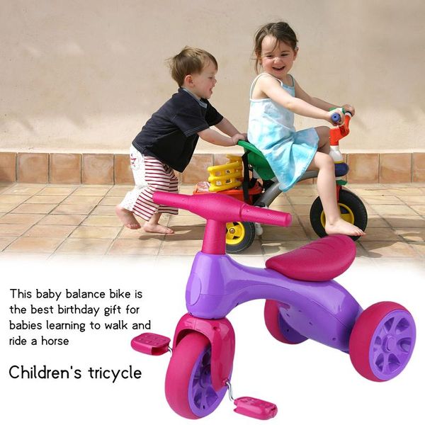 1-3 year old baby pedal children's tricycle boy and girl outdoor light sliding stroller toy skateboarding
1-3 year old baby pedal children's tricycle boy and girl outdoor light sliding stroller toy skateboarding