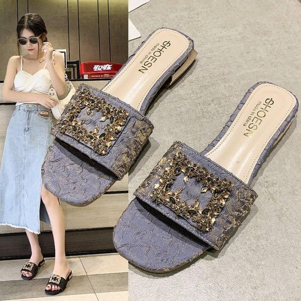 slippers low-heeled sandals and for women's outer wear 2021 summer metal buckle rhinestone temperament all-match flip-flop, Black
slippers low-heeled sandals and for women's outer wear 2021 summer metal buckle rhinestone temperament all-match flip-flop, Black