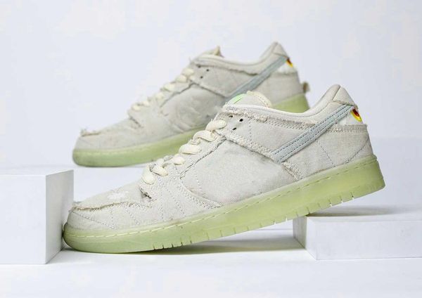 2021 authentic sb shoes low mummy halloween coconut milk/seafoam-yellow strike man woman outdoor skateboard sports sneakers with original bo
2021 authentic sb shoes low mummy halloween coconut milk/seafoam-yellow strike man woman outdoor skateboard sports sneakers with original bo
