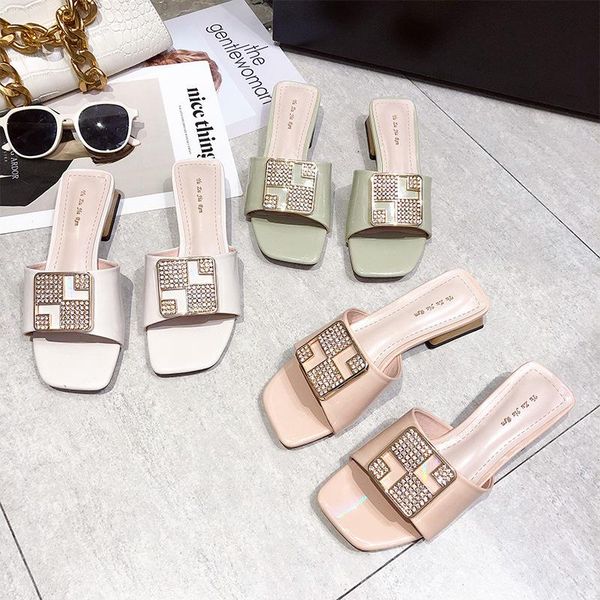 slippers 2021 summer woman low heel shoes chunky heels square toe sandals ladies rhinestone party plus size 35-43, Black
slippers 2021 summer woman low heel shoes chunky heels square toe sandals ladies rhinestone party plus size 35-43, Black