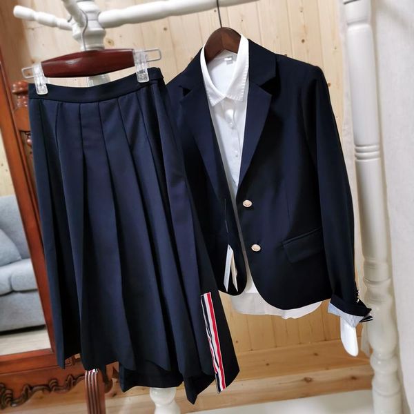 women skirt suit 2021 slim gray balzer set pleated blazer two piece autumn dress, White
women skirt suit 2021 slim gray balzer set pleated blazer two piece autumn dress, White