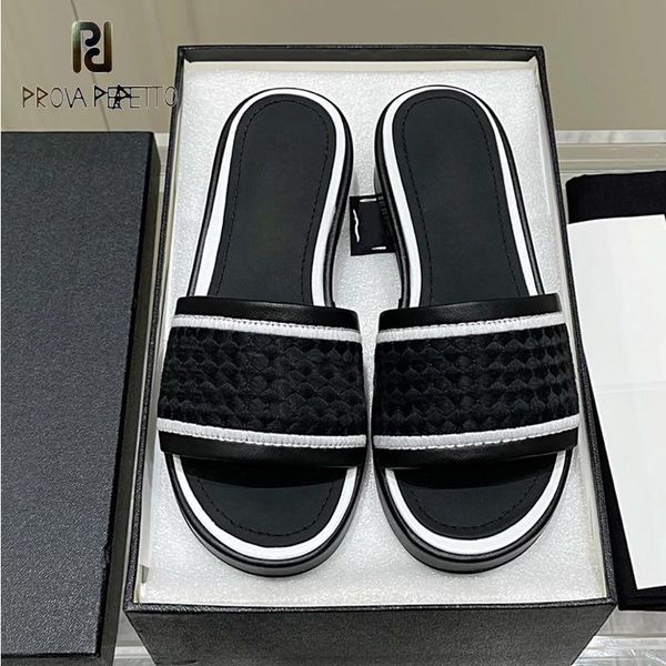 slippers check pattern mixed color summer round toe open simple thick-soled high-end beach women, Black
slippers check pattern mixed color summer round toe open simple thick-soled high-end beach women, Black