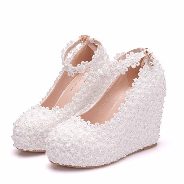 spring and autumn wedding shoes round head waterproof platform with women's foreign trade large size one word buckle dress, Black
spring and autumn wedding shoes round head waterproof platform with women's foreign trade large size one word buckle dress, Black