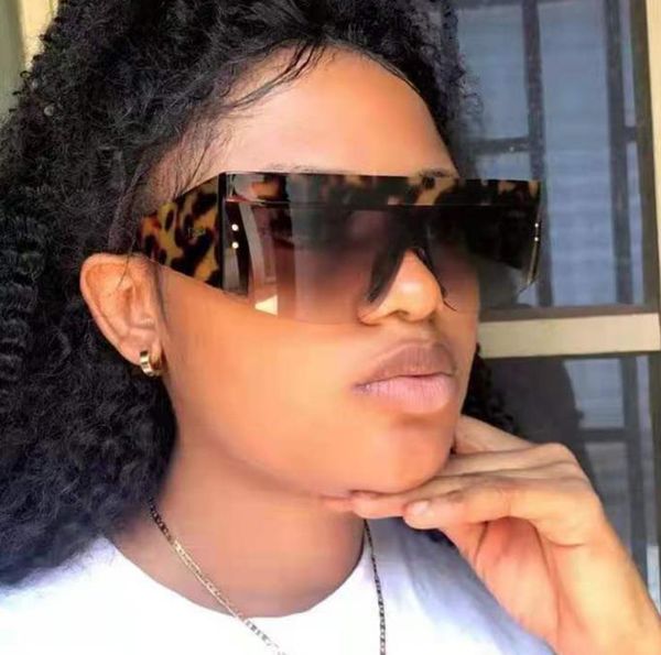 sunglasses 2021 square women brand designer retro mirror fashion sun glasses vintage shades lunette de soleil femme, White;black
sunglasses 2021 square women brand designer retro mirror fashion sun glasses vintage shades lunette de soleil femme, White;black