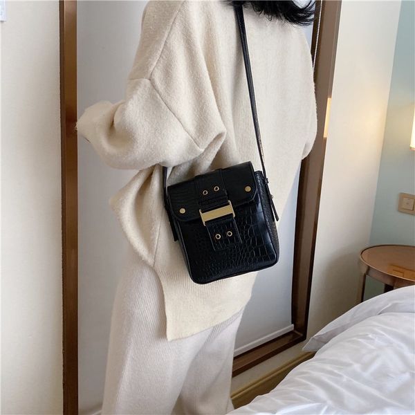 women small shoulder bag stone pattern soft leather crossbody bag luxury purse women hand bag phone pouch ladies shoulder pack m
women small shoulder bag stone pattern soft leather crossbody bag luxury purse women hand bag phone pouch ladies shoulder pack m