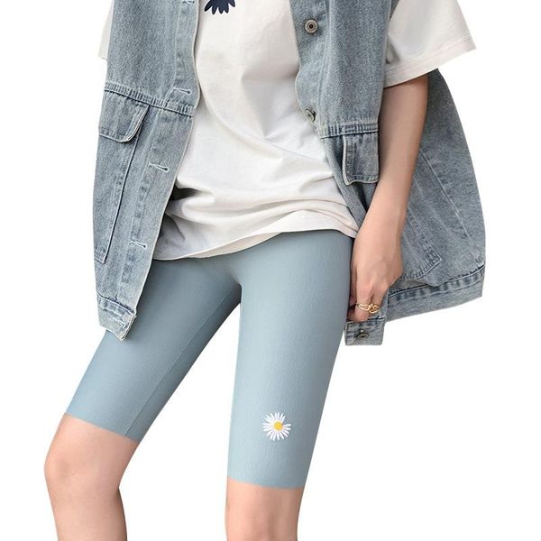 women's leggings 2021 summer women daisy embroidery slim knee-length fitenss leggins elasticity push up breathable short legins femme, Black
women's leggings 2021 summer women daisy embroidery slim knee-length fitenss leggins elasticity push up breathable short legins femme, Black