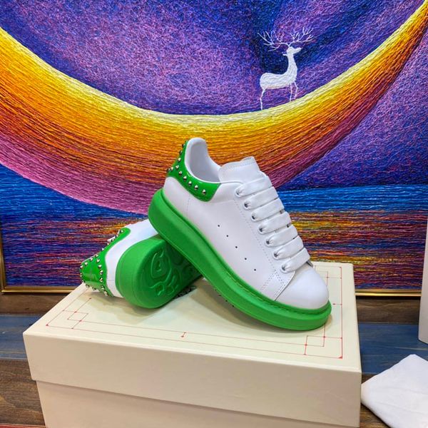 2021 couple models sale fashion casual shoes laser tail graffiti luxury elegant classic designer 35-45 in, Black
2021 couple models sale fashion casual shoes laser tail graffiti luxury elegant classic designer 35-45 in, Black