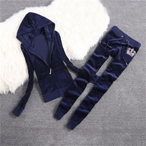 luxury 2021 spring / autumn brand velvet fabric velor women tracksuit sweatshirts and size pantsthe female suit, Gray
luxury 2021 spring / autumn brand velvet fabric velor women tracksuit sweatshirts and size pantsthe female suit, Gray