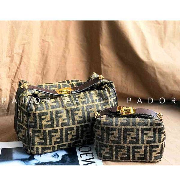 new old flower ff lunch bag large capacity portable one shoulder cross box bag mini medieval pillow soft hand zly bags
new old flower ff lunch bag large capacity portable one shoulder cross box bag mini medieval pillow soft hand zly bags