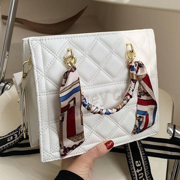 high-level sense simplicity western style net celebrity broadband diamond small square all-match shoulder crossbody bag bags
high-level sense simplicity western style net celebrity broadband diamond small square all-match shoulder crossbody bag bags
