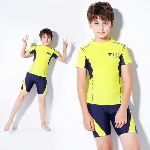 one-piece suits 2021 summer boys two piece swimsuit solid patchwork beachwear baby swimwear kid bathing suit child short sleeve shorts surf
one-piece suits 2021 summer boys two piece swimsuit solid patchwork beachwear baby swimwear kid bathing suit child short sleeve shorts surf