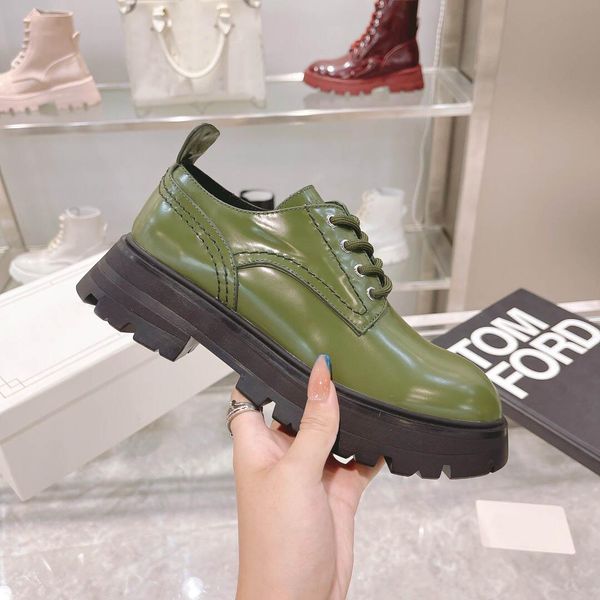 2021 designer boots martin women fashion winter boot classic high and low tube platform ankle leather lace-up 35-40, Black
2021 designer boots martin women fashion winter boot classic high and low tube platform ankle leather lace-up 35-40, Black