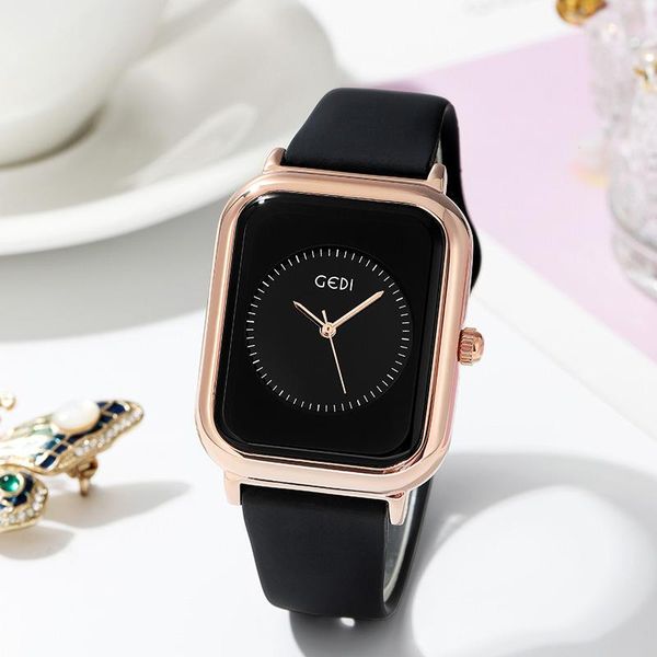 wristwatches 2021 women watch quartz silicone strap female holiday gifts black classic rectangle simple jogger sports wristwatch, Slivery;brown
wristwatches 2021 women watch quartz silicone strap female holiday gifts black classic rectangle simple jogger sports wristwatch, Slivery;brown