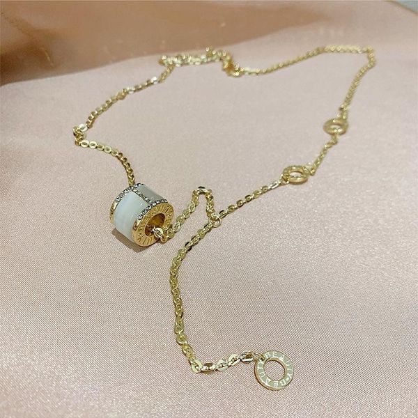 pendant necklaces 2021 classic titanium steel small waist korean necklace for woman fashion luxury jewelry girl's choker clavicle chain, Silver
pendant necklaces 2021 classic titanium steel small waist korean necklace for woman fashion luxury jewelry girl's choker clavicle chain, Silver