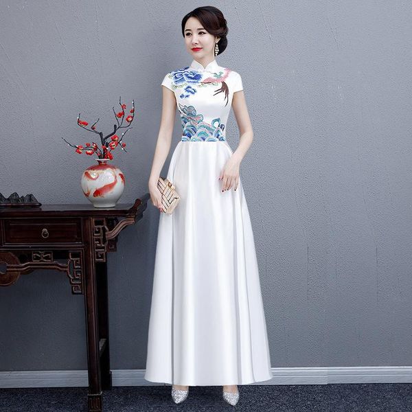 elegant female white formal party dresses short sleeve satin cheongsam wedding prom evening dress slim embroidery gown vestidos ethnic cloth, Red
elegant female white formal party dresses short sleeve satin cheongsam wedding prom evening dress slim embroidery gown vestidos ethnic cloth, Red