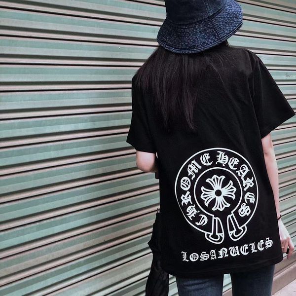 chrome/hearts heart crosing 21 spring summer simple sanskrit hem horseshoe t-shirt short sleeve back kill men and women alike, White;black
chrome/hearts heart crosing 21 spring summer simple sanskrit hem horseshoe t-shirt short sleeve back kill men and women alike, White;black