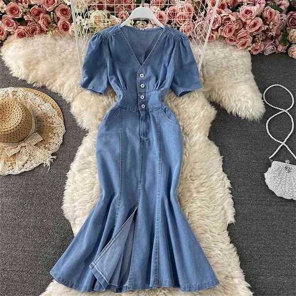 vintage mermaid solid v-neck denim dress women slim long split elegant chic short sleeve party plus size 210602, White
vintage mermaid solid v-neck denim dress women slim long split elegant chic short sleeve party plus size 210602, White