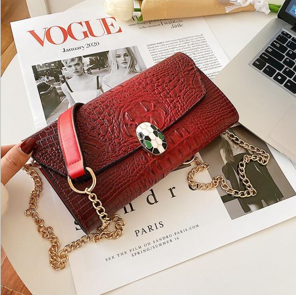 factory wholesale women shoulder bags summer european fashions alligator chain bag street fashion leather handbag retro embossed handbags 6, Red;black
factory wholesale women shoulder bags summer european fashions alligator chain bag street fashion leather handbag retro embossed handbags 6, Red;black