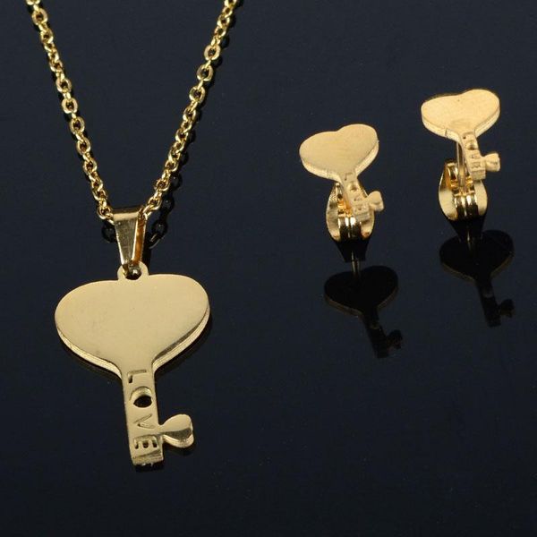 earrings & necklace trendy trinkets key-shaped necklaces, Silver
earrings & necklace trendy trinkets key-shaped necklaces, Silver