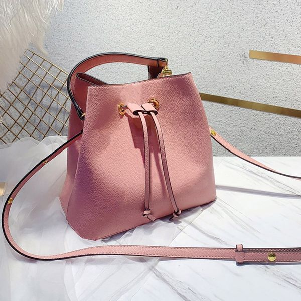 Fashion Women Bucket Luxurys Designers Shoulder Bag Top Quality Drawstring Leather Crossbody Bags Artwork Women's Handbag Wallet Handbags
Fashion Women Bucket Luxurys Designers Shoulder Bag Top Quality Drawstring Leather Crossbody Bags Artwork Women's Handbag Wallet Handbags