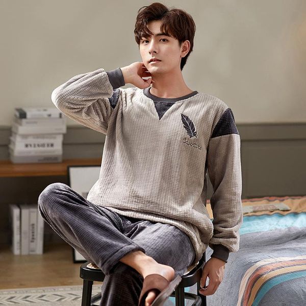 men's sleepwear 2021 winter fashion flannel pajamas set casual long sleeve sweatshirt pullover +elastic waist pants 3xl print homewear, Black;brown
men's sleepwear 2021 winter fashion flannel pajamas set casual long sleeve sweatshirt pullover +elastic waist pants 3xl print homewear, Black;brown