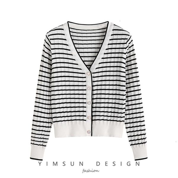 women's sweaters sweater style in early autumn of small fragrance color contrast ice silk with knitted cardigan slim short thin coat tn, White;black 
women's sweaters sweater style in early autumn of small fragrance color contrast ice silk with knitted cardigan slim short thin coat tn, White;black