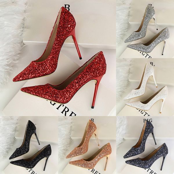 famous brand 2022 women 7cm 9.5cm high heels sequins glitter luxury designer pumps plus size 43 wedding bridal gold valentine scarpins shoes, Black
famous brand 2022 women 7cm 9.5cm high heels sequins glitter luxury designer pumps plus size 43 wedding bridal gold valentine scarpins shoes, Black