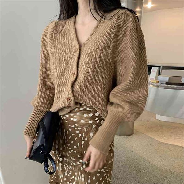 women solid color single breasted sweater retro warm all-match v-neck cardigan autumn loose long sleeve coat gk512 210507, White;black
women solid color single breasted sweater retro warm all-match v-neck cardigan autumn loose long sleeve coat gk512 210507, White;black