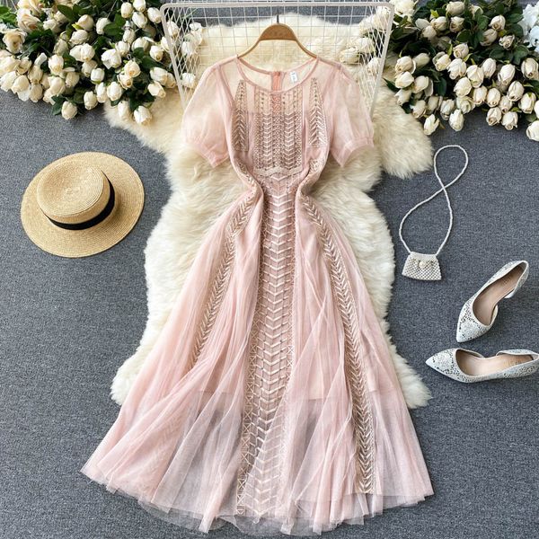 sweet gray/pink embroidered dress women summer elegant beading round neck puff short sleeve mesh robe female midi vestidos 2021, Black;gray
sweet gray/pink embroidered dress women summer elegant beading round neck puff short sleeve mesh robe female midi vestidos 2021, Black;gray