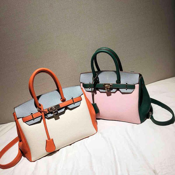 2020 new fashionable litchi leather second generation kelly women's one shoulder portable large capacity messenger bag
2020 new fashionable litchi leather second generation kelly women's one shoulder portable large capacity messenger bag