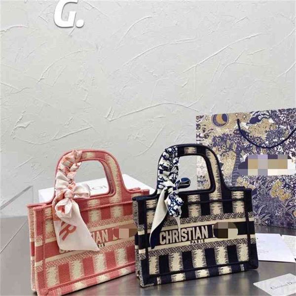 luxury handbags and storage bags cristi 2021 new tote bag jacquard embroidery letter women's bag shopping fashion small
luxury handbags and storage bags cristi 2021 new tote bag jacquard embroidery letter women's bag shopping fashion small