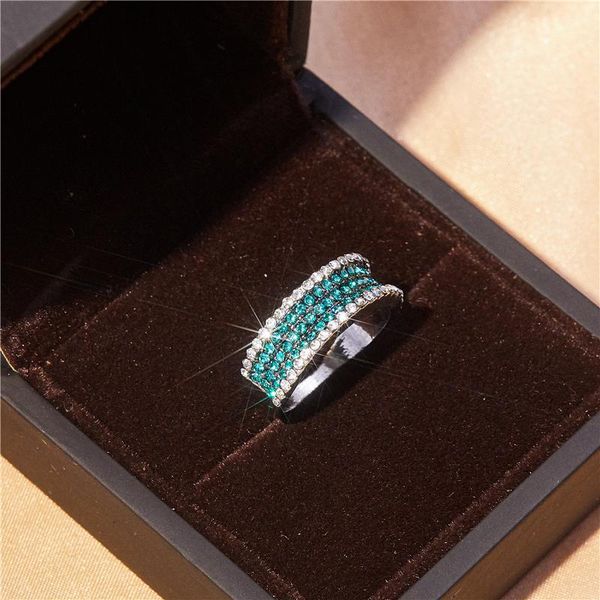 wedding rings green simple light luxury fully inlaid zircon ring valentine's day birthday gift fashion party wholesale, Slivery;golden
wedding rings green simple light luxury fully inlaid zircon ring valentine's day birthday gift fashion party wholesale, Slivery;golden