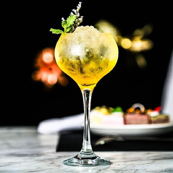 wine glasses spherical shape red goblet cocktail glass special champagne cup 370ml closed personality bar drinkware
wine glasses spherical shape red goblet cocktail glass special champagne cup 370ml closed personality bar drinkware
