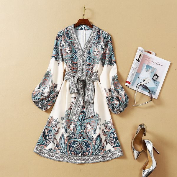 european and american women's wear winter style lantern long sleeve v neck retro floral print dresses srhq, Black;gray
european and american women's wear winter style lantern long sleeve v neck retro floral print dresses srhq, Black;gray