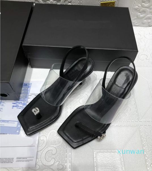21ss dress shoes summer transparent plastic sandals and slippers are very fashionable party essential high heels, Black
21ss dress shoes summer transparent plastic sandals and slippers are very fashionable party essential high heels, Black
