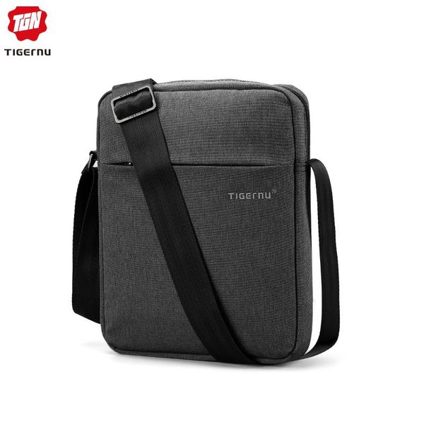 backpack high-quality business casual men's shoulder bag european and american pure color simple messenger trendy waist
backpack high-quality business casual men's shoulder bag european and american pure color simple messenger trendy waist