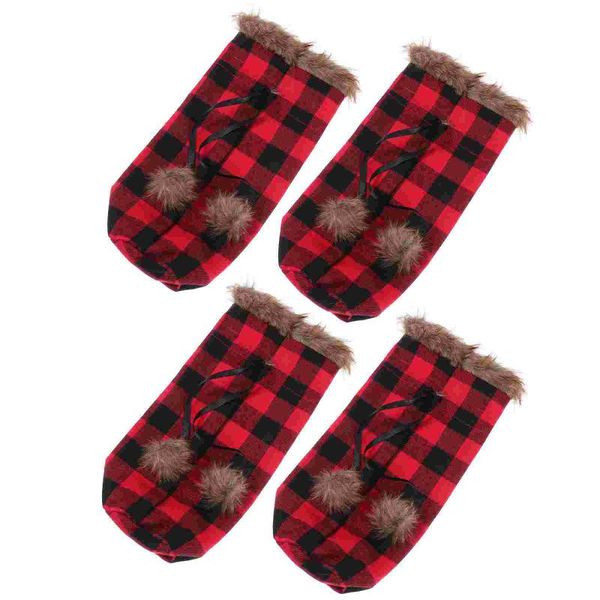 christmas decorations 4pcs themed bottle pouches dining table covers (assorted color)
christmas decorations 4pcs themed bottle pouches dining table covers (assorted color)