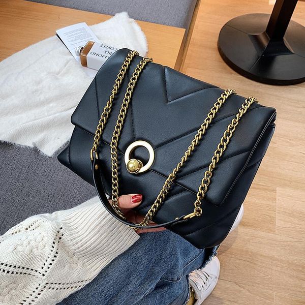 evening bags western style pu leather large-capacity shoulder bag 2021 autumn and winter fashion women's designer chain messenger
evening bags western style pu leather large-capacity shoulder bag 2021 autumn and winter fashion women's designer chain messenger