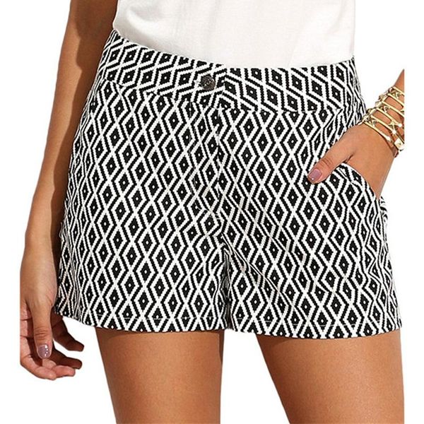 women's shorts 2021 fashion woman summer arrival black and white mid waist casual pocket straight plaid, White;black
women's shorts 2021 fashion woman summer arrival black and white mid waist casual pocket straight plaid, White;black